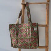 Bolso de hombro con estampado de bloques Indian verde