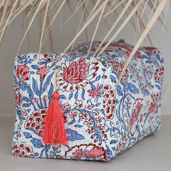 Blockprint toiletry bag Fez white blue L