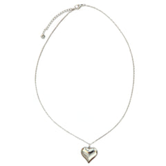 Silver necklace trend heart