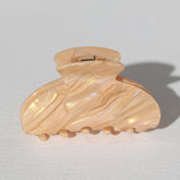 Hair clip pearl apricot
