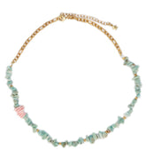 Collar de piedra coral dorada