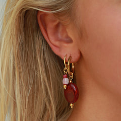 Golden earrings pastille burgundy
