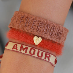 Bracelet fluffy brique