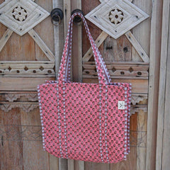 Bolso de hombro con estampado de bloques Indian coral