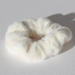 Scrunchie fluffy creme