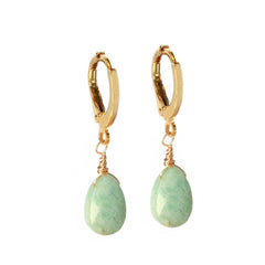 Goldenes ohrringe jade stone