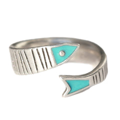 Anillo de plata de sardina