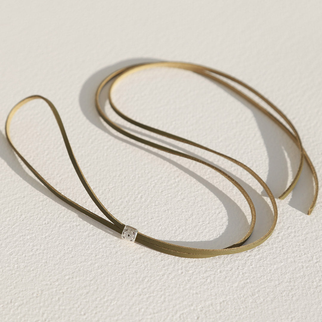 Choker Navajo olive zilver