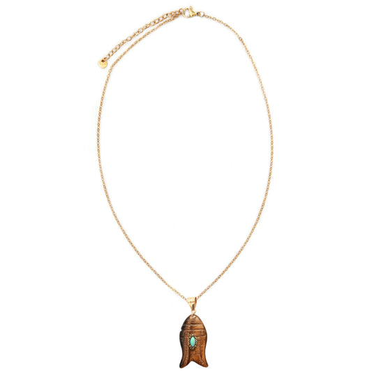 Collier amulette poisson