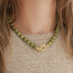 Collar burbuja piedra oliva