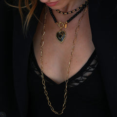 Long collier ovale en or