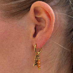 Gold faceted 'Love' earrings – orange
