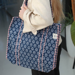 Bolso de hombro con estampado de bloques Indian azul