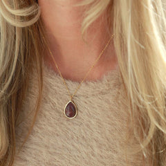 Collier en or gemstone sapphire