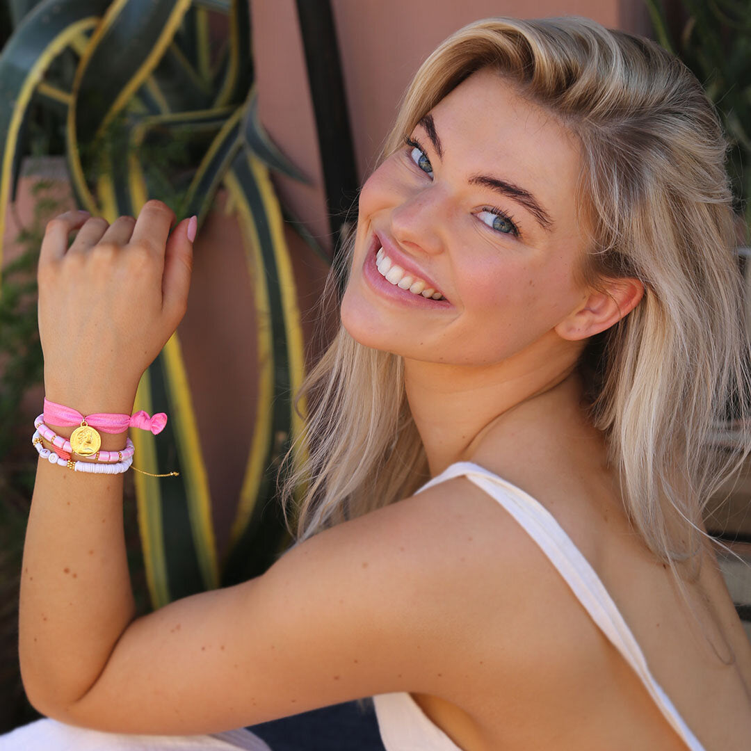 Ibiza bracelet soft pink coin 