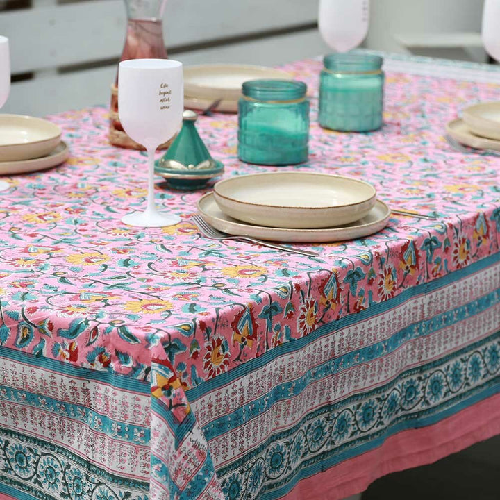 Tablecloth summer pink